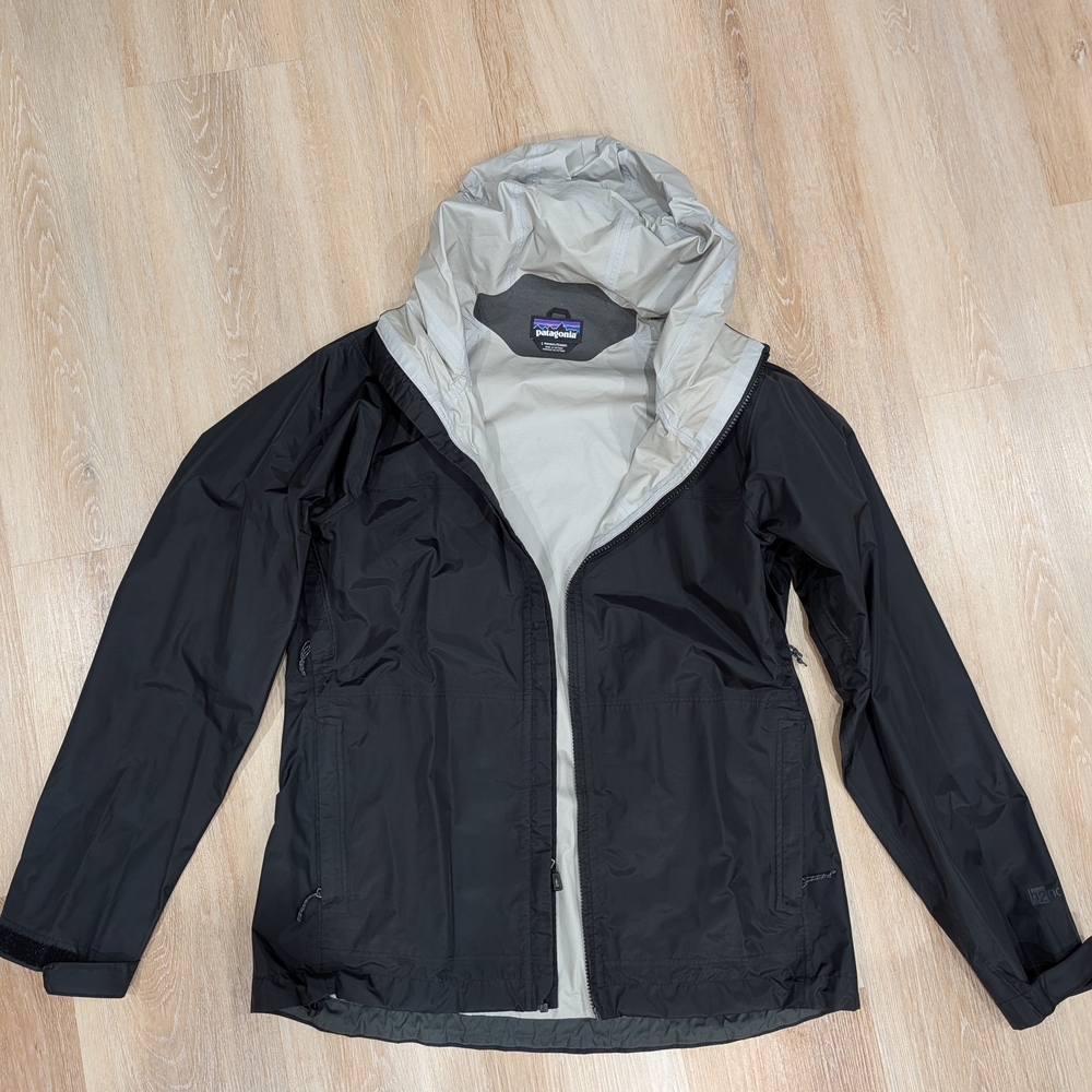 Patagonia Women's Black Raincoat